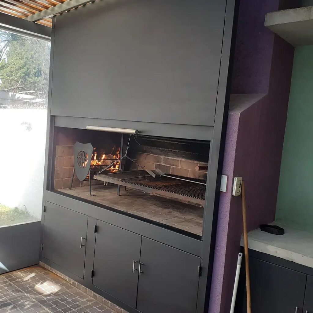 238114908_383836106423580_9185542899864224458_n